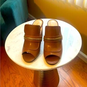 Brand new never worn leather Nine West cognac mules